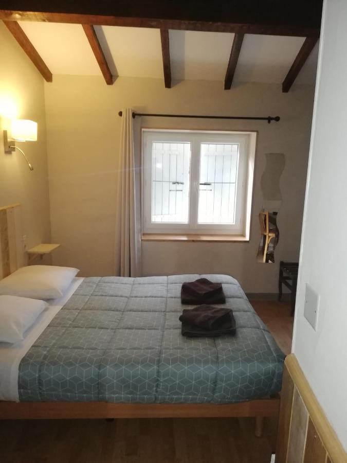 L'Auberge De L'Aygues Les Pilles ภายนอก รูปภาพ